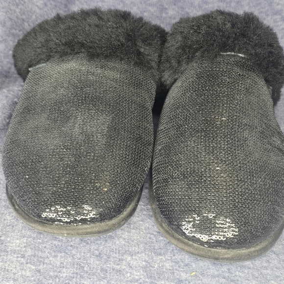 UGG Size 8 Women Scuffette II Mirror Ball Sequin Black Slippers Slip On flat - Picture 3 of 7